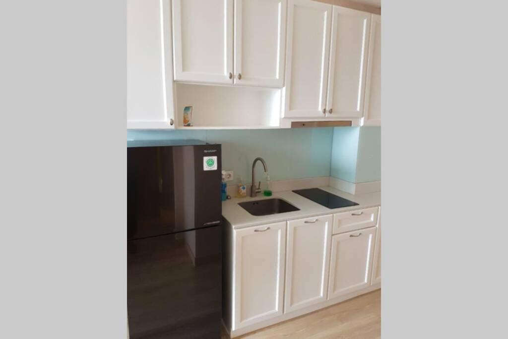 Homy 2 Bedroom Apartment Near Shopping Malls Джакарта Екстериор снимка