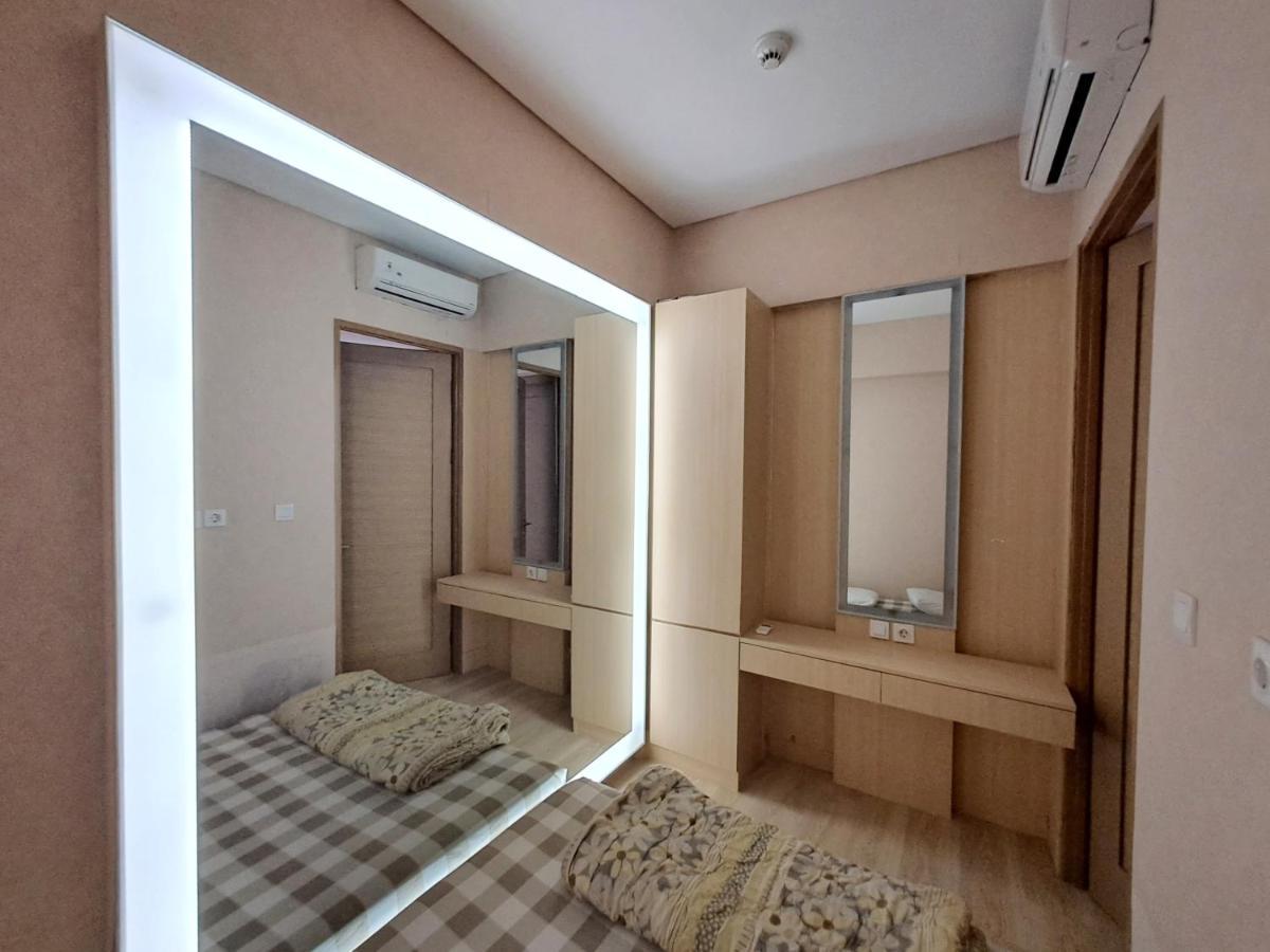 Homy 2 Bedroom Apartment Near Shopping Malls Джакарта Екстериор снимка